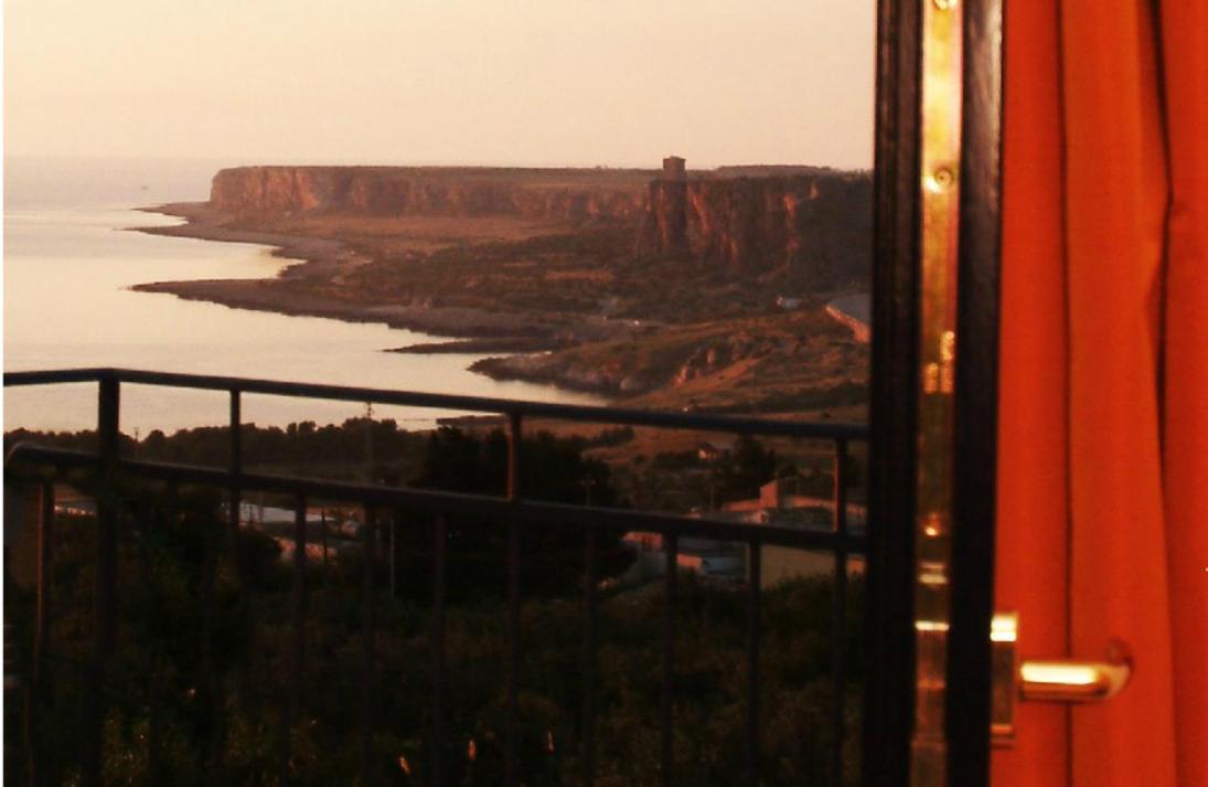 Torre Salina Bed & Breakfast Macari Exterior foto